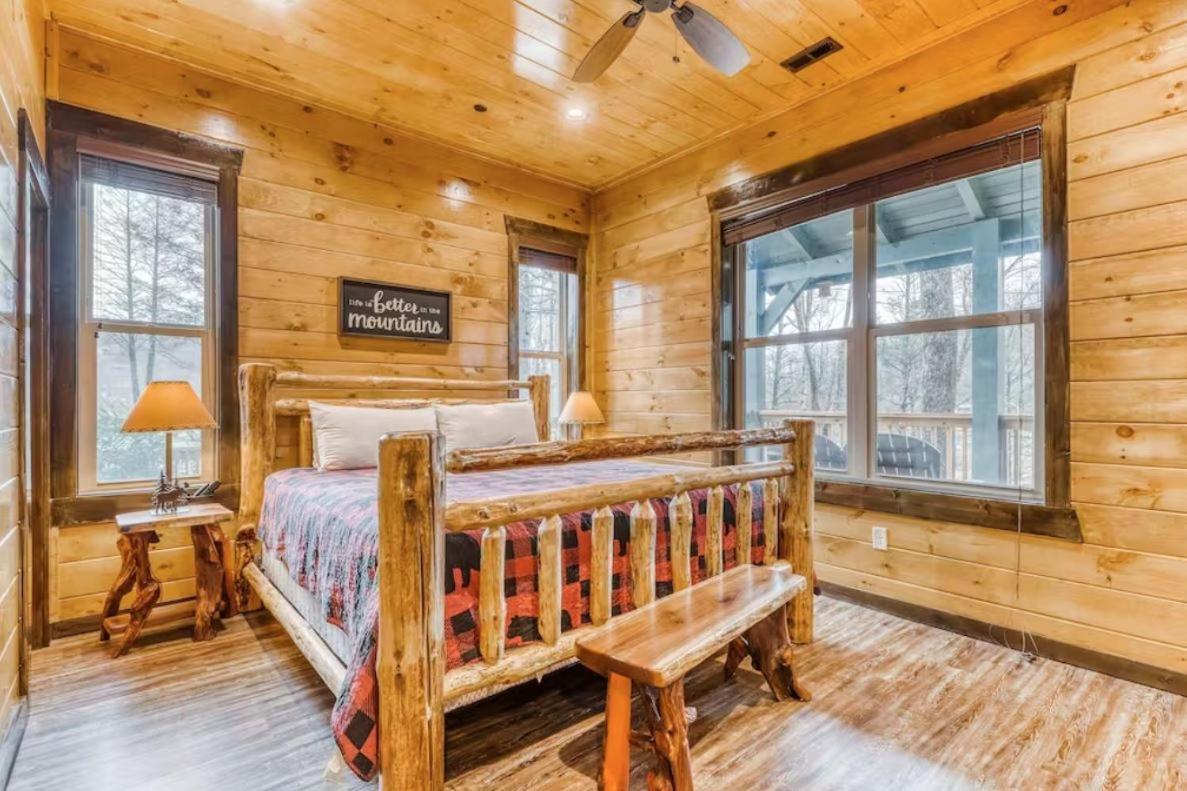 The Great Dogwood Manor By Stony Brook Cabins Gatlinburg Exterior photo