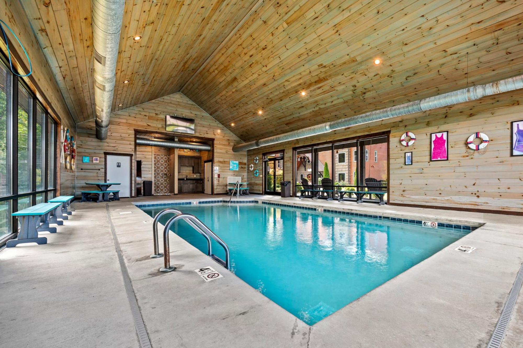 The Great Dogwood Manor By Stony Brook Cabins Gatlinburg Exterior photo